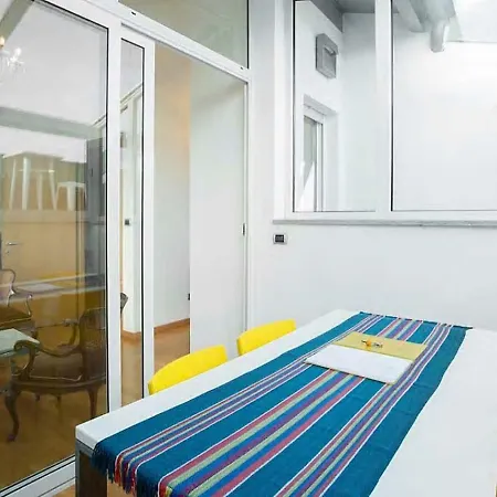 Apartment With A View *